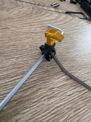 Bild 5 für Dr black Hammer gold