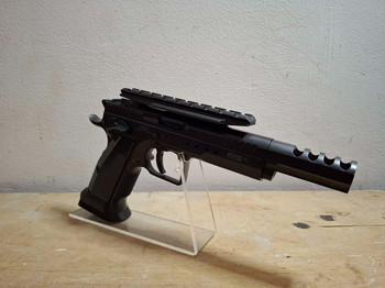 Imagen 5 de KWC Tanfoglio Gold Custom - Co2BB - FAIR CONDITION