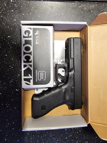 Afbeelding 2 van Glock 17 Gas versie