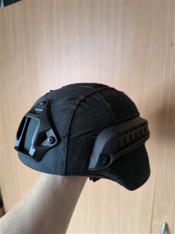 Afbeelding 3 van Airsoft tactical helmet nieuw