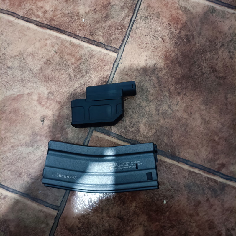 Afbeelding 1 van Adaptateur M4 pompe airsoft