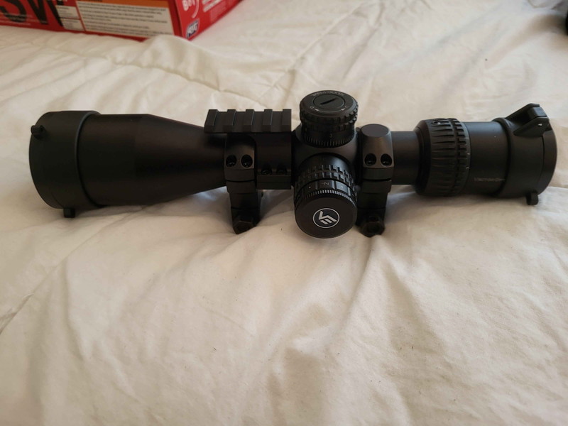 Image 1 for Nieuw en Hoge kwaliteit 4x-12x Vector optics