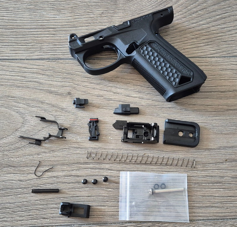Imagen 1 de AAP-01 Lower receiver+ parts
