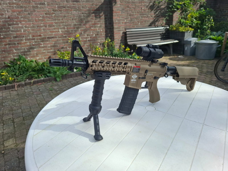 Afbeelding 1 van G&G CM16 Raider-L met F-Mark