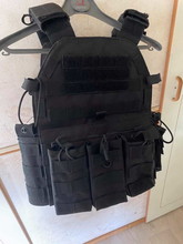 Image pour Zwarte plate carrier