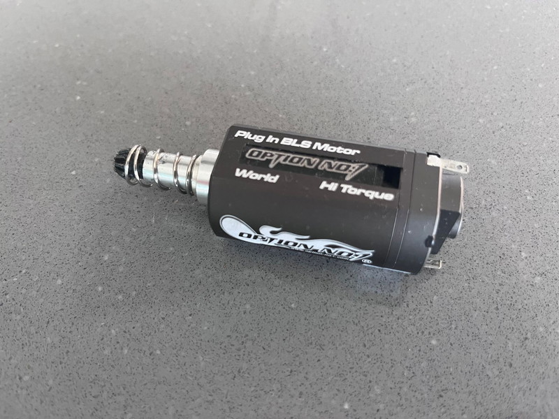 Afbeelding 1 van Option No.1 Motor Brushless Hi-torque long (46k)