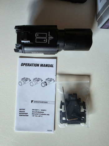 Image 2 for glock 17 gen 5 + flashlight