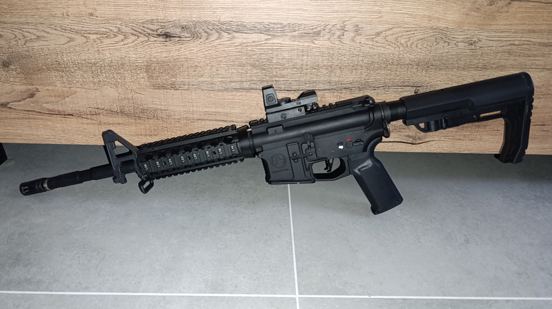 Image 1 for G&P magpul M4 carbine met ton upgrades
