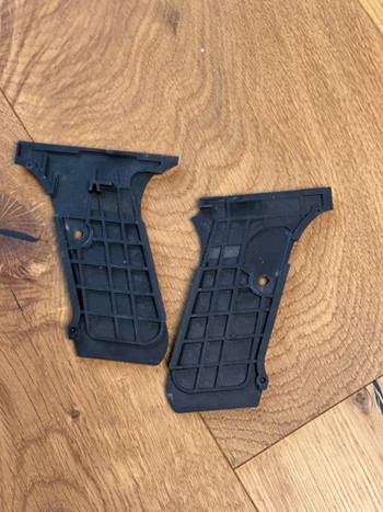Image 2 for MGC P7m13 grips
