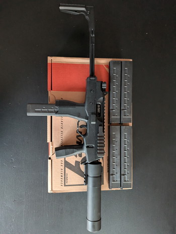 Afbeelding 3 van KWA/KSC MP9