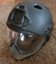 Imagen para WARQ helm zwart