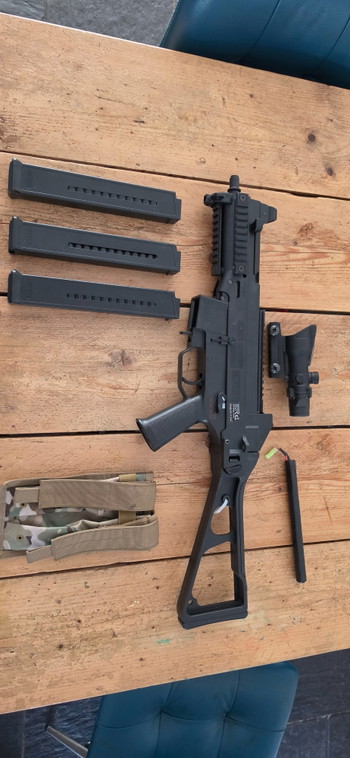 Image 2 for h&k ump black