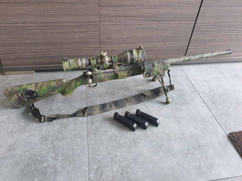 Image 1 pour Cm 01  full camo   custom spring