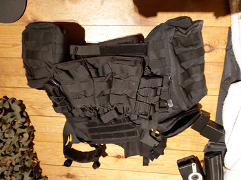 Image 4 pour Dye mask, fma helm, tactical vest