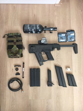 Image pour Aap-01 hPa SRU body kit met mp7 mags