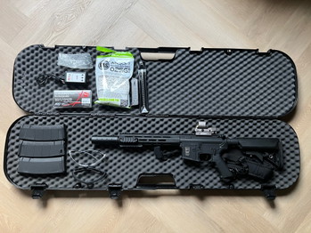 Image 3 for SA-F03 M4 Airsoft Set + Accessories + Case
