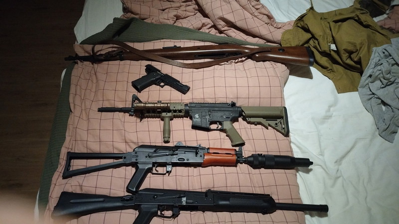 Image 1 for 220 for alu 47 and pistol with everything