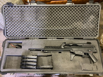Imagen 3 de upgraded classic army G36 / 5 mid caps mags en hard carry case