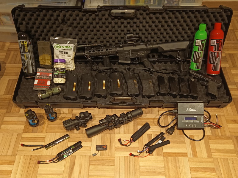 Afbeelding 1 van Airsoft loadout/aeg/m4/gbb