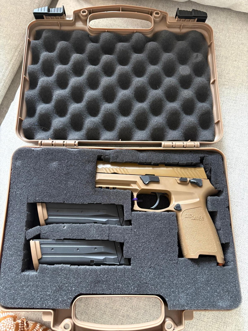 Image 1 for SIG m320 m18 + 2 mags + Case