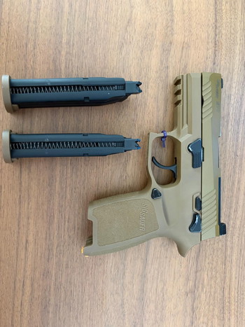 Image 2 for SIG m320 m18 + 2 mags + Case