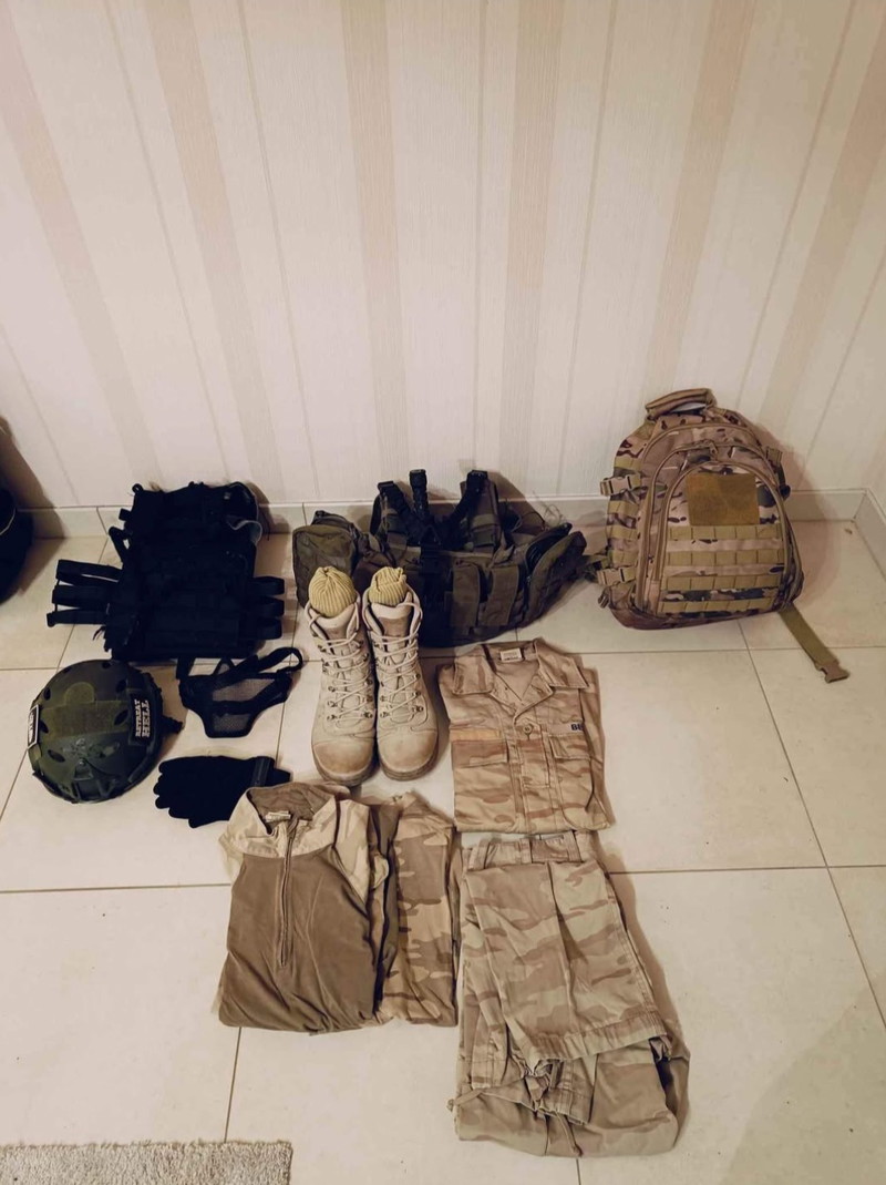 Image 1 pour Airsoft kleding belgische militair uitrusting