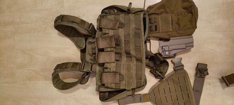 Image 1 pour TT Chestrig and other gear