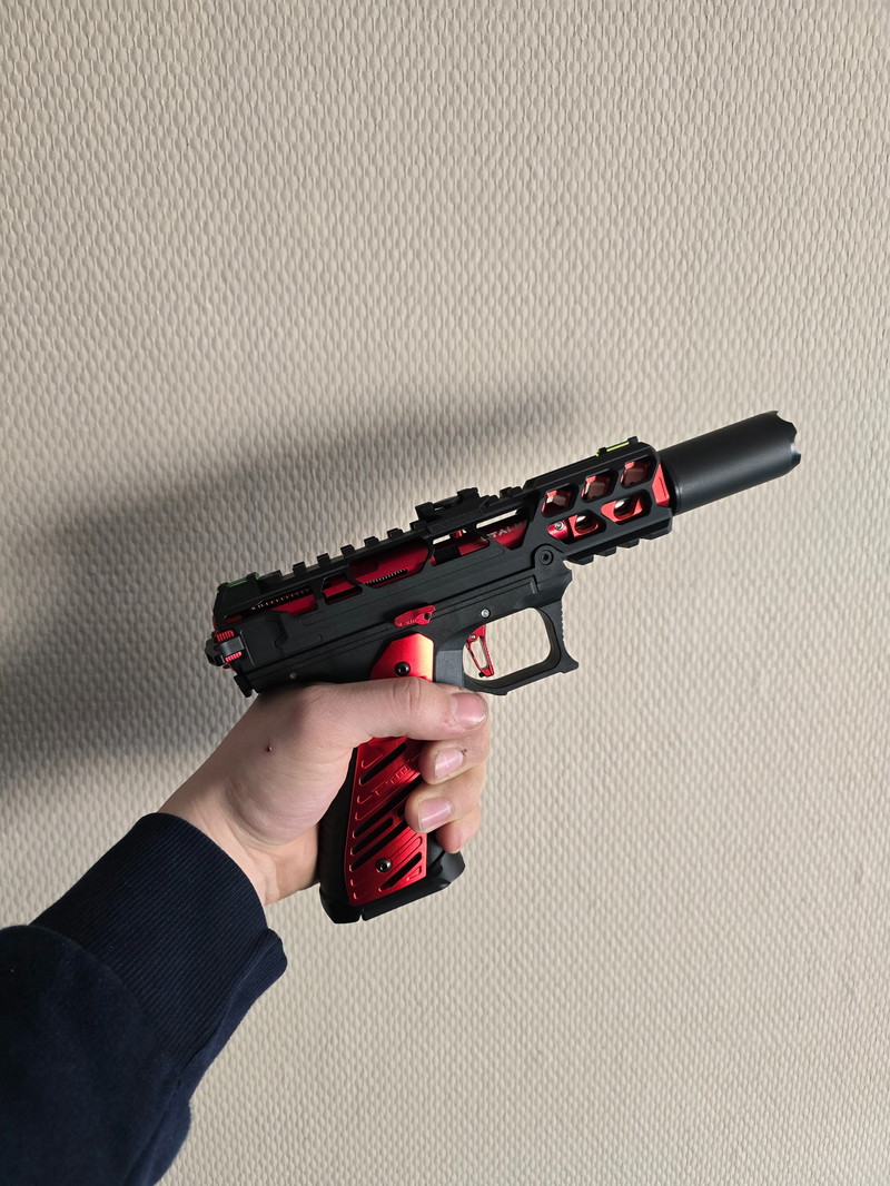 Image 1 pour Nieuwe full custom AAP01