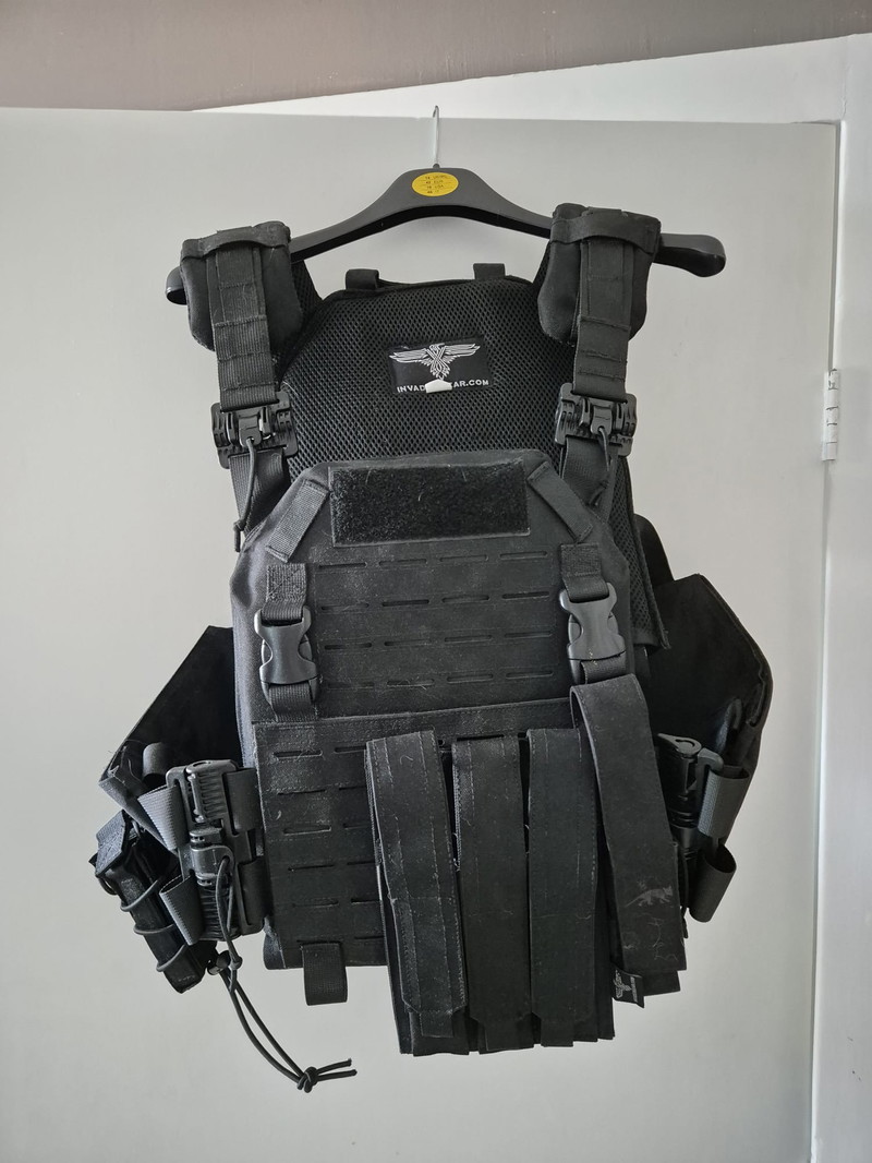 Image 1 for Invader Gear Plate carrier + tac belt + pouches