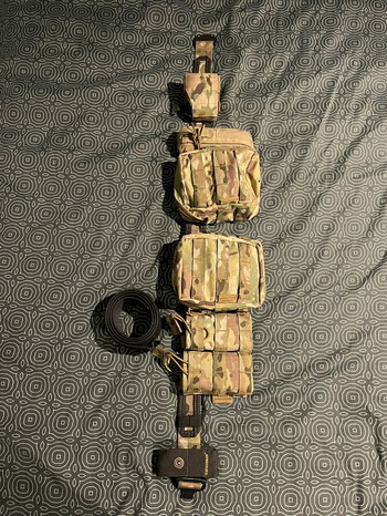 Afbeelding 3 van Warrior DCS (L) Multicam + Warrior molle battlebelt + Warrior Holster, Tourniquet + Dropdown pouch + Assaulters back panel