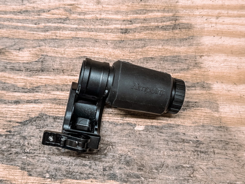 Image 1 for Aimpoint Magnifier & FTC Unity mount
