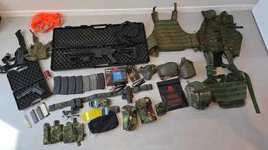 Imagen para Volledige uitrusting // startersset // G&G CM16 SRL AEG // Tokyo Marui 1911 Gas blowback