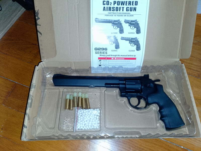 Zdjęcie 1 – Dan Wesson 8