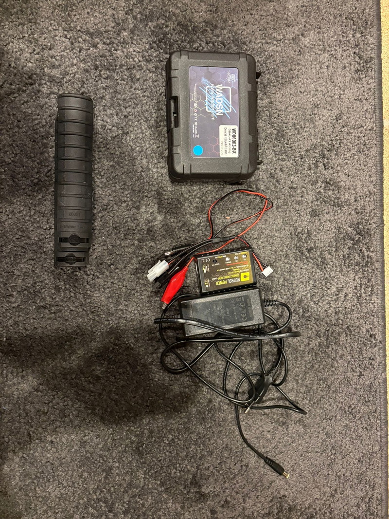 Image 1 pour Nuprol batterij oplader en overige