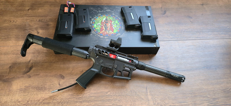 Afbeelding 1 van heretic labs article 1