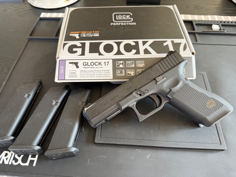 Image 1 for Zo goed als nieuwe Glock 17 gen 5 van Umarex te koop