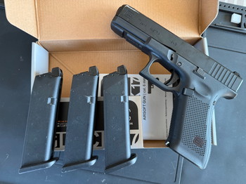 Image 2 for Zo goed als nieuwe Glock 17 gen 5 van Umarex te koop