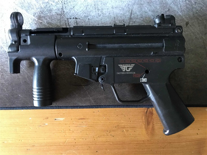 Image 1 for jing jong mp5k body+ v3 gearbox shell