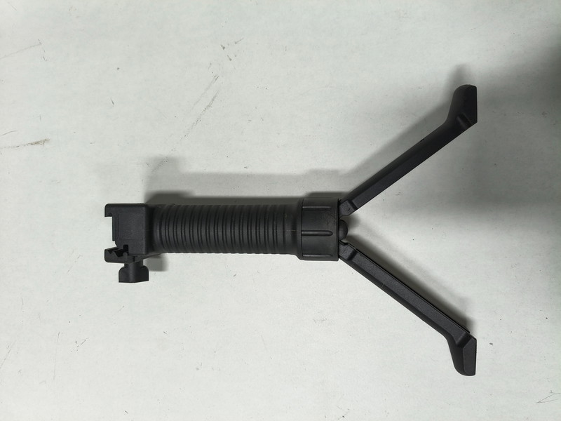 Image 1 pour Bipod forward grip