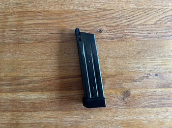 Bild 4 für Tokyo Marui Hi-Capa 5.1 GBB Airsoft Pistole -sehr guter Zustand -ab 18