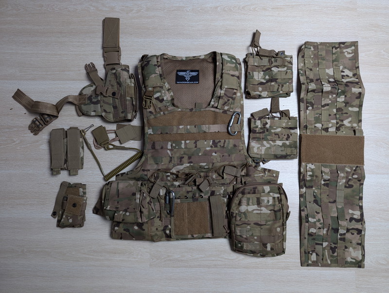 Afbeelding 1 van Invader Gear Mod Carrier Combo ATP inclusief waterzak & one-point sling