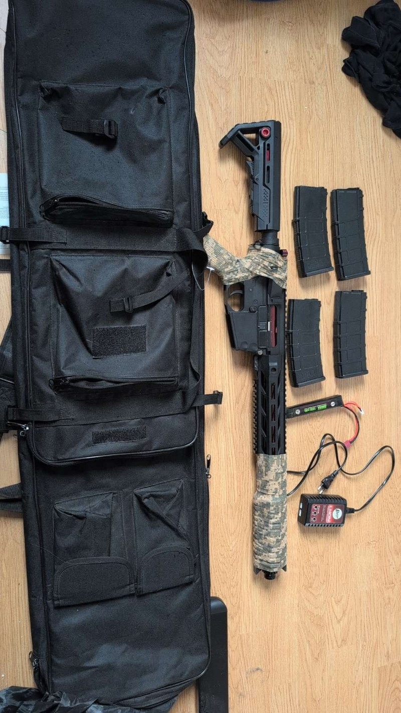 Bild 1 für Tactical Lancer M4 mit Tasche, Akku und 4 Magazinen