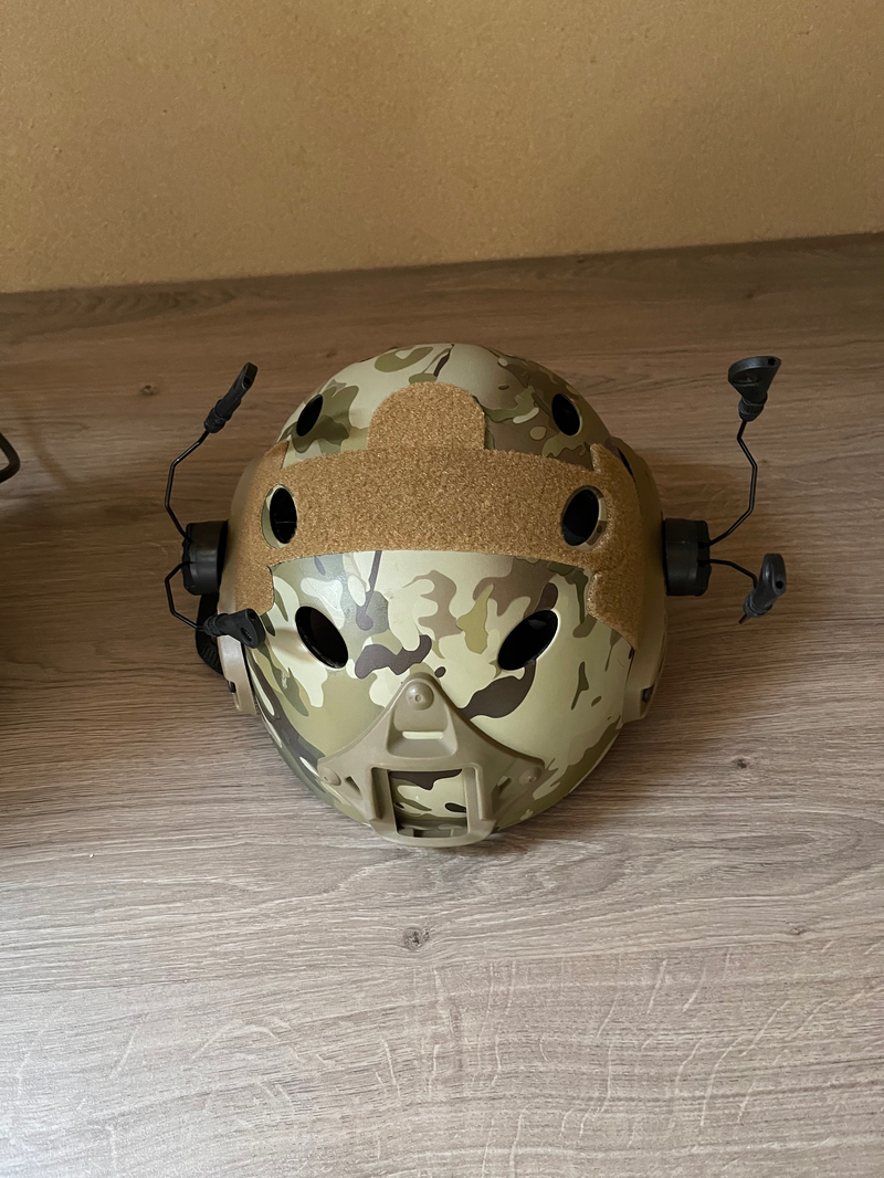 Image 1 for Helmet met headset mount multicam