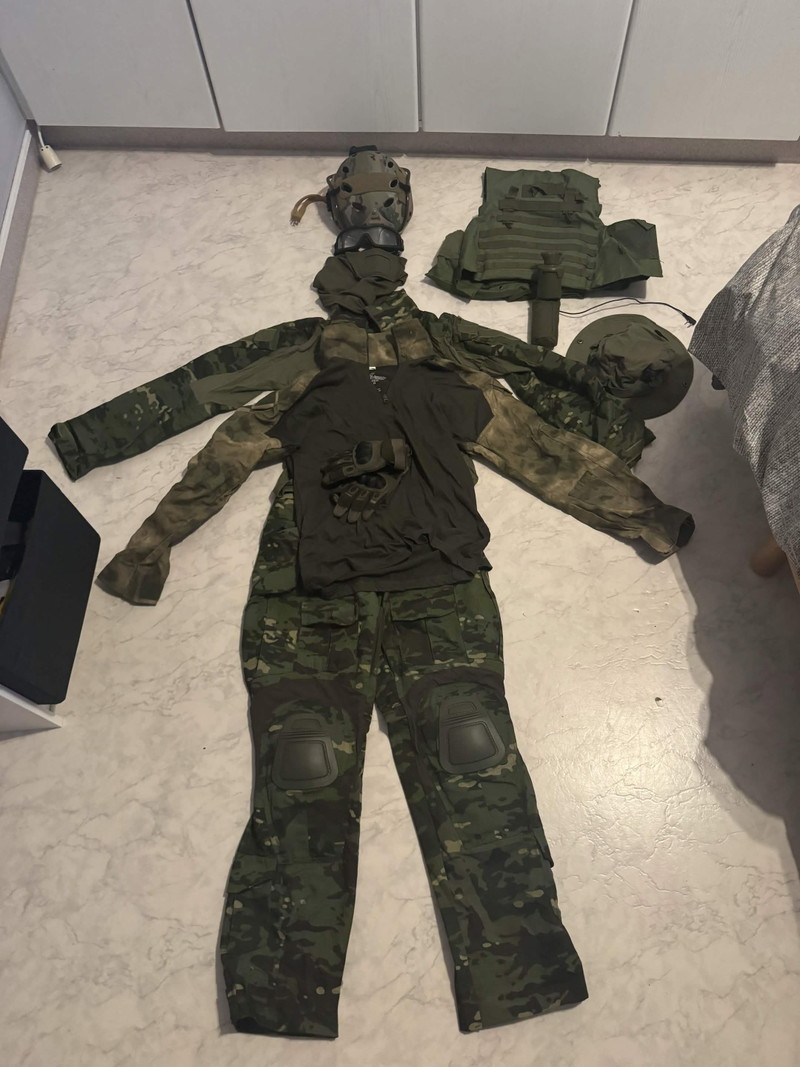 Image 1 for Clothes and Replica Attachments
