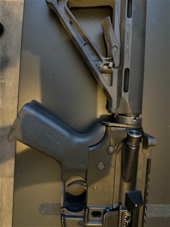 Afbeelding 7 van M4A1 tokyo marui avec silencieux