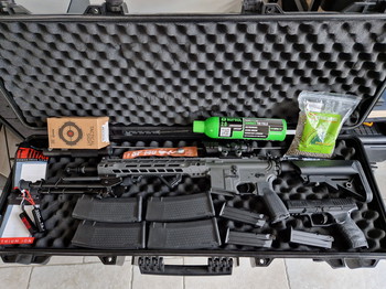 Imagen 5 de Nagenoeg complete airsoft kit te koop