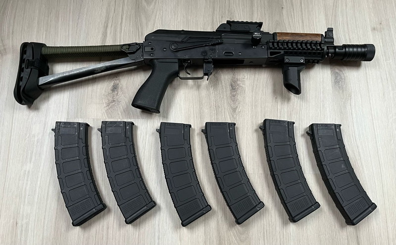 Imagen 1 de LCT Aksu met replica Zenitco accessoires