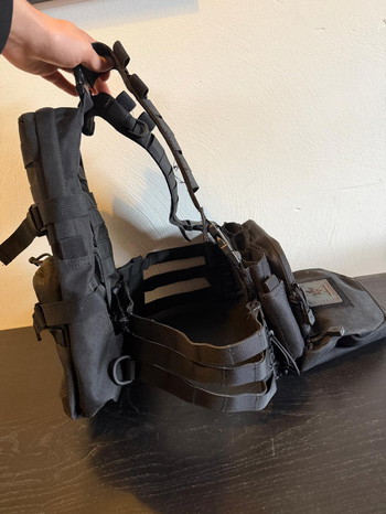 Afbeelding 3 van Chestrig zwart