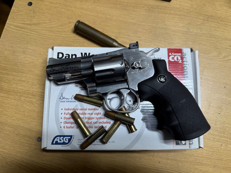 Image 1 pour Dan Wesson