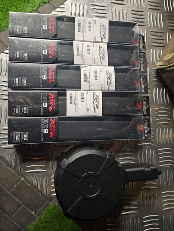 Bild 2 für Novritsch Magazine  arp 9  ssr9 drum mag